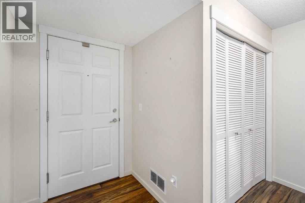 2312, 279 Copperpond Common Se, Calgary, Alberta  T2Z 0S4 - Photo 2 - A2276053