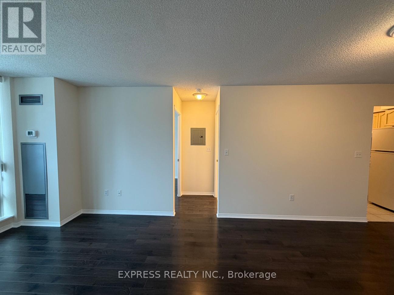 1009 - 1 Pemberton Avenue, Toronto, Ontario  M2M 4L9 - Photo 2 - C12830348