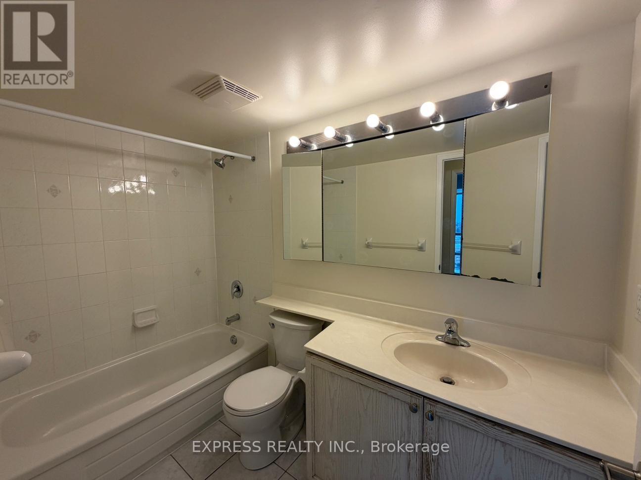 1009 - 1 Pemberton Avenue, Toronto, Ontario  M2M 4L9 - Photo 5 - C12830348