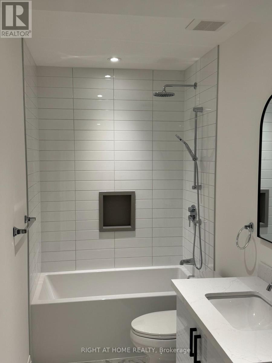 1 Random Street, Toronto, Ontario  M9B 2J3 - Photo 23 - W12583932