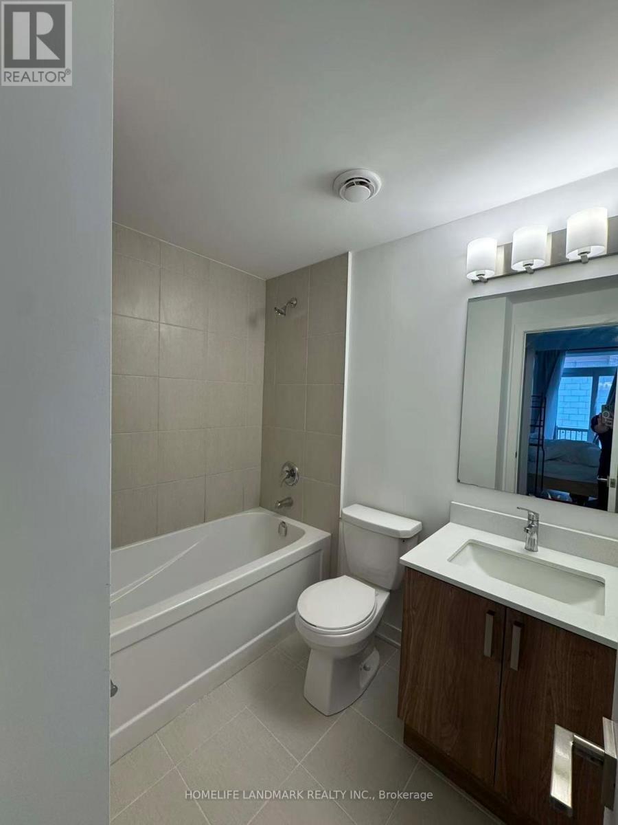 10 - 4015 Hickory Drive, Mississauga, Ontario  L4W 0G6 - Photo 6 - W12810674