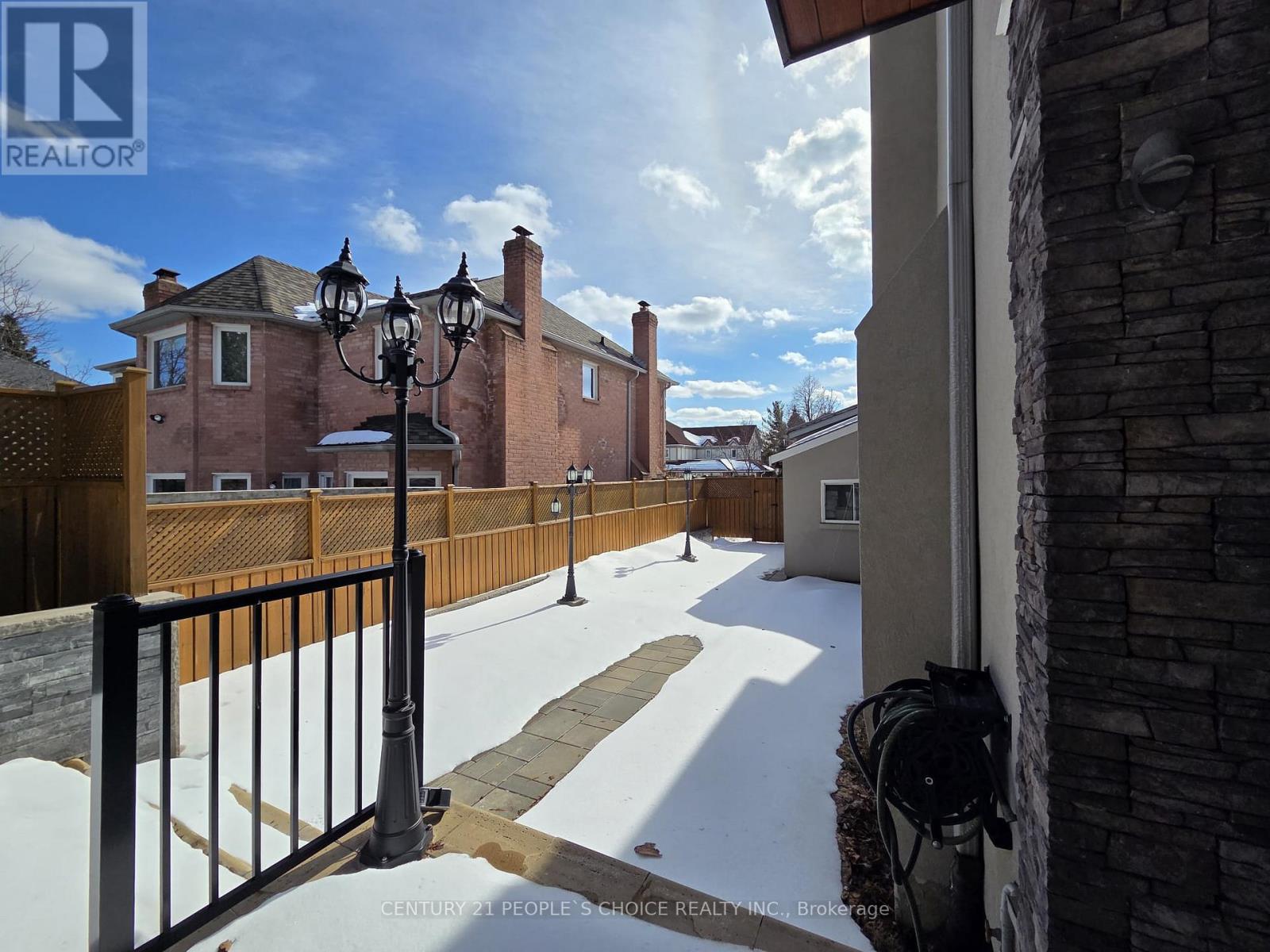 1714 Covington Terrace, Mississauga, Ontario  L5M 3M4 - Photo 27 - W12830362