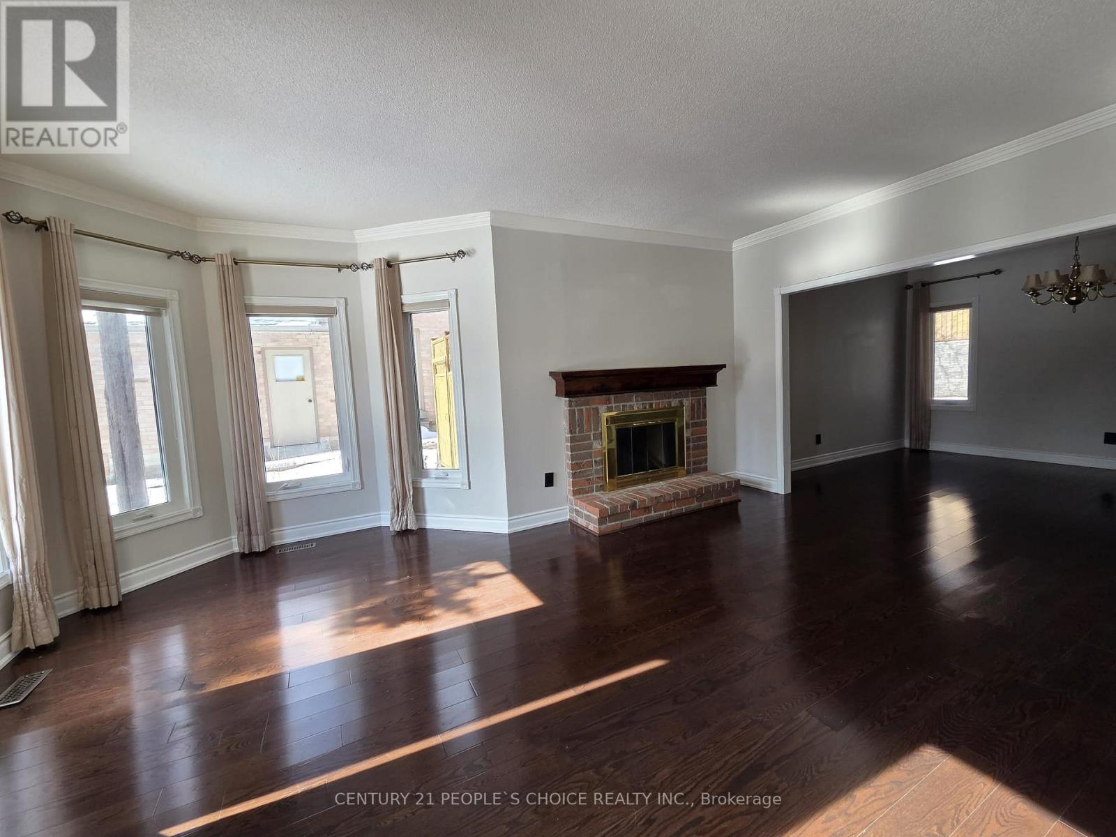 1714 Covington Terrace, Mississauga, Ontario  L5M 3M4 - Photo 5 - W12830362