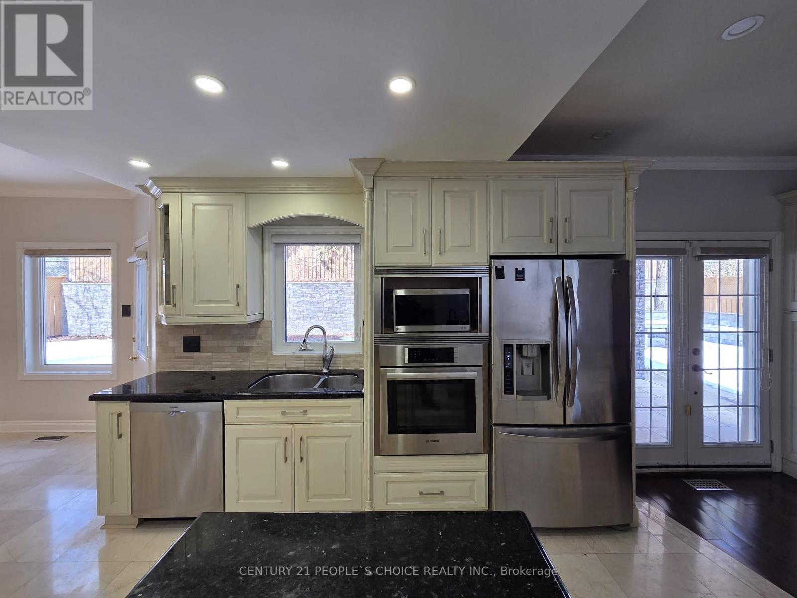 1714 Covington Terrace, Mississauga, Ontario  L5M 3M4 - Photo 8 - W12830362