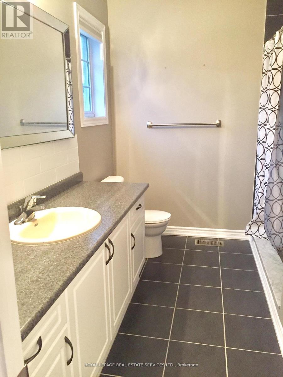 576 Murray Meadows Place, Milton, Ontario  L9T 8L8 - Photo 2 - W12830368