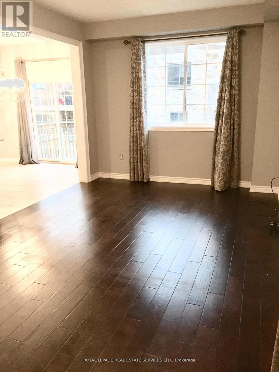 576 Murray Meadows Place, Milton, Ontario  L9T 8L8 - Photo 8 - W12830368