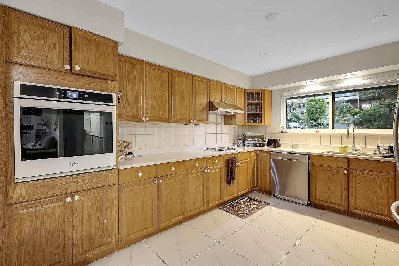 7985 Modesto Drive, Delta, British Columbia  V4C 4A9 - Photo 6 - R3063421