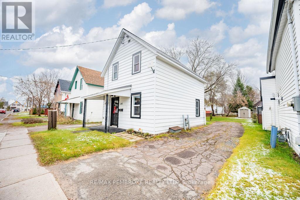 241 Forced Road, Pembroke, Ontario  K8A 5J3 - Photo 24 - X12829746