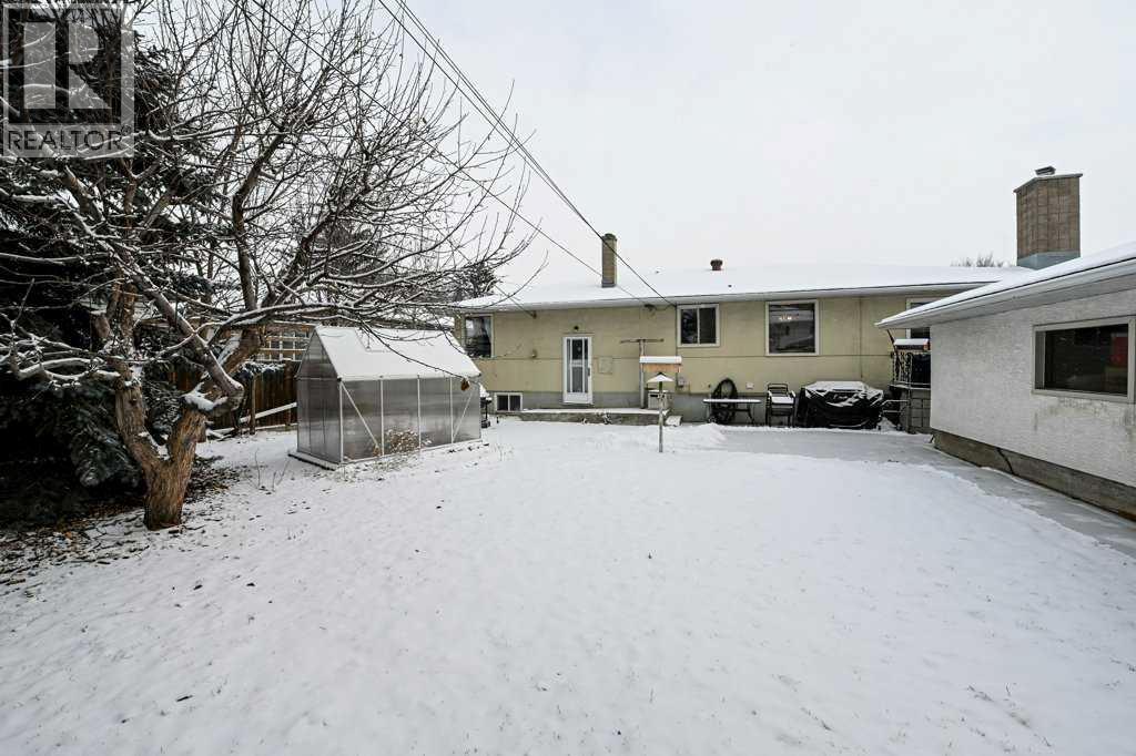 1455 Russell Road Ne, Calgary, Alberta  T2E 5N2 - Photo 25 - A2281134