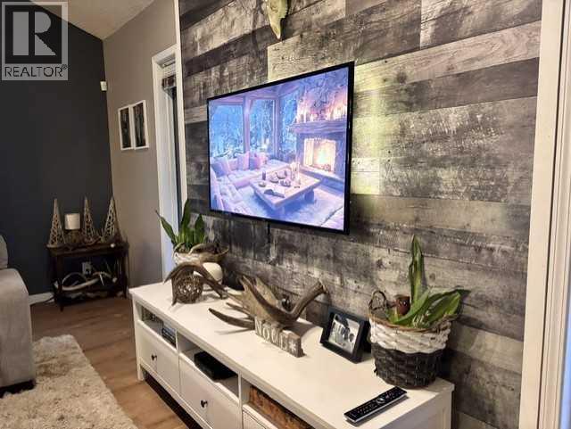 8210 104 Avenue, Peace River, Alberta T8S 1X9 - Photo 18 - A2272074