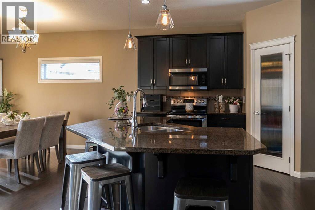 733 Twinriver Loop W, Lethbridge, Alberta  T1J 5E1 - Photo 12 - A2282455