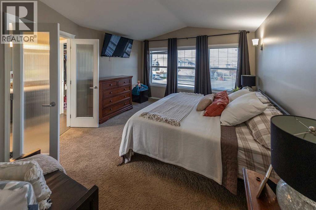 733 Twinriver Loop W, Lethbridge, Alberta  T1J 5E1 - Photo 32 - A2282455