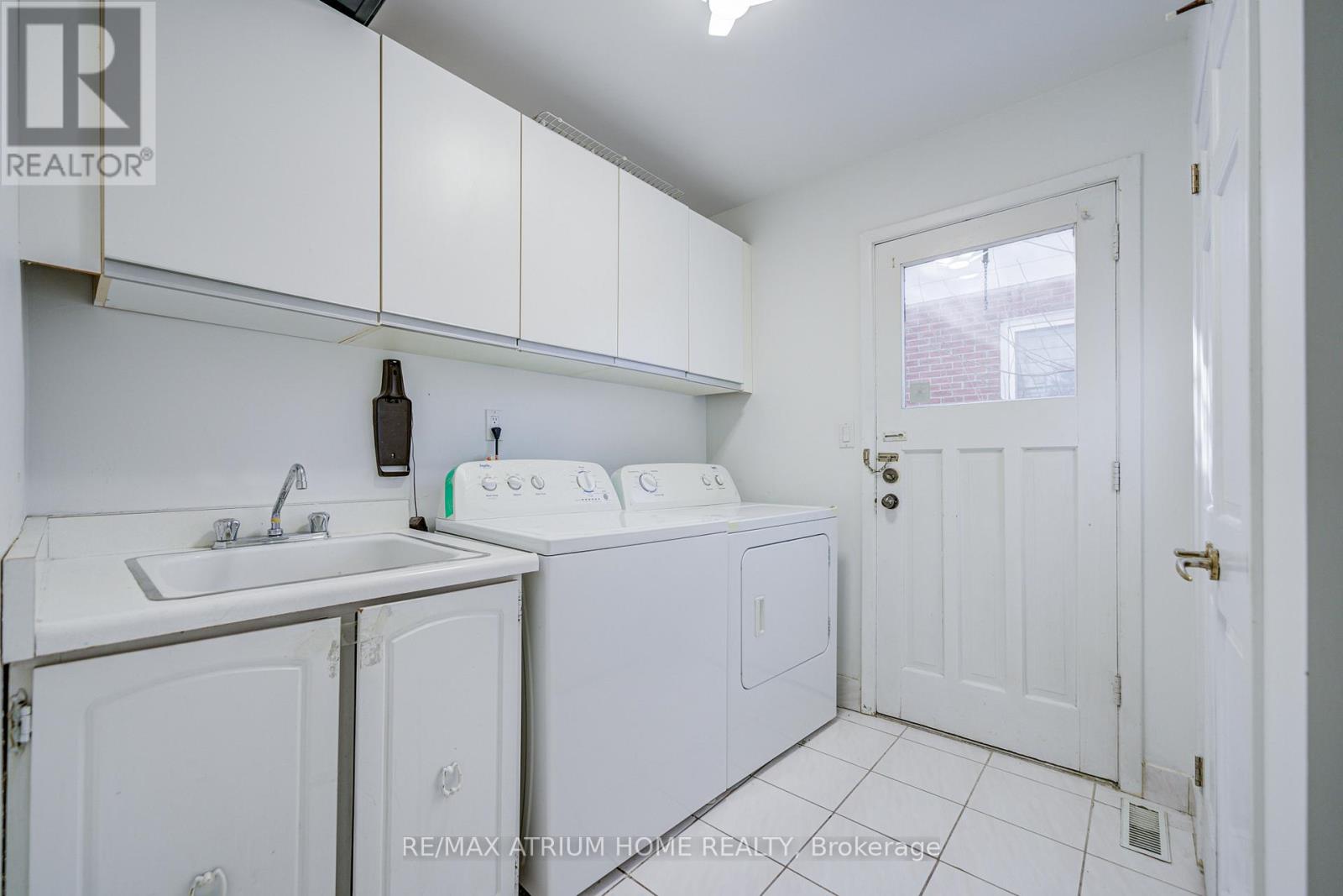 48 Whitehorn Crescent, Toronto, Ontario  M2J 3B1 - Photo 10 - C12830384