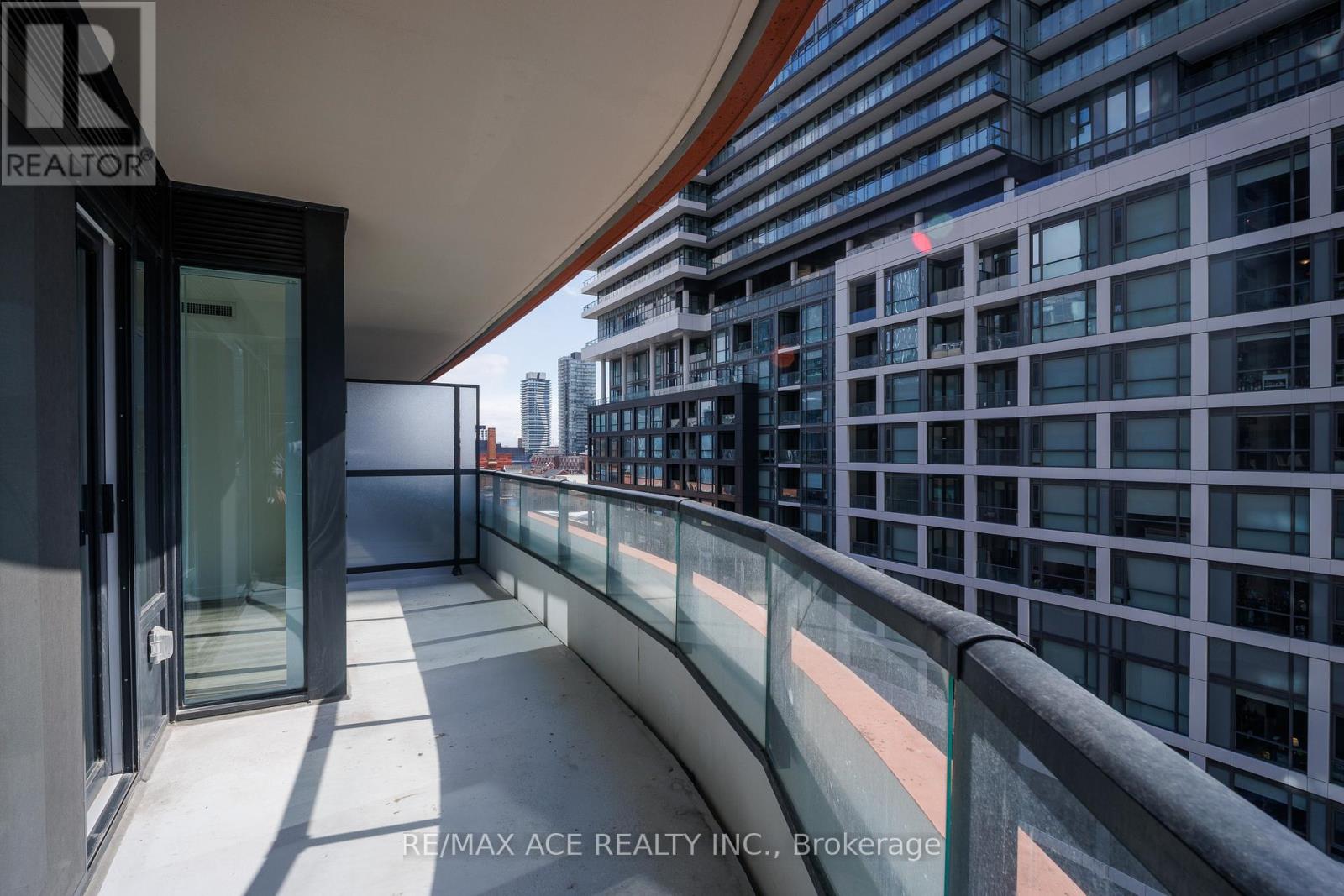 815 - 180 Front Street E, Toronto, Ontario  M5A 0A9 - Photo 17 - C12830392