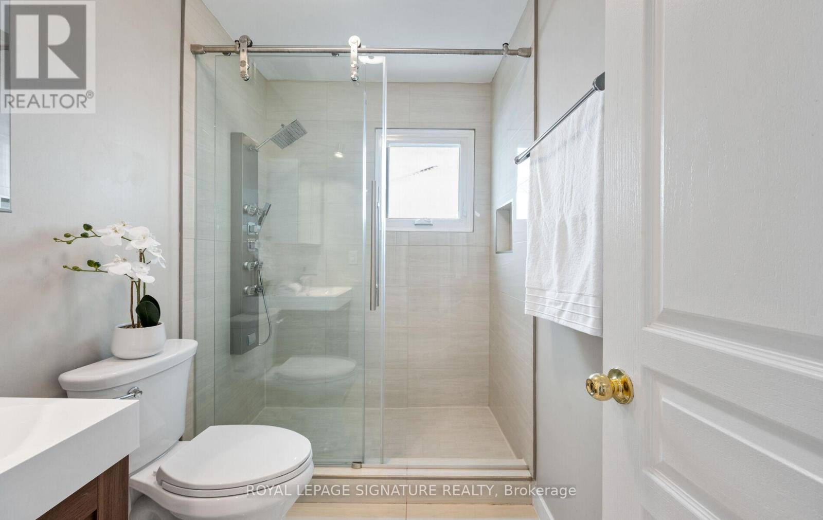 6943 Estoril Road, Mississauga, Ontario  L5N 1N3 - Photo 26 - W12830318