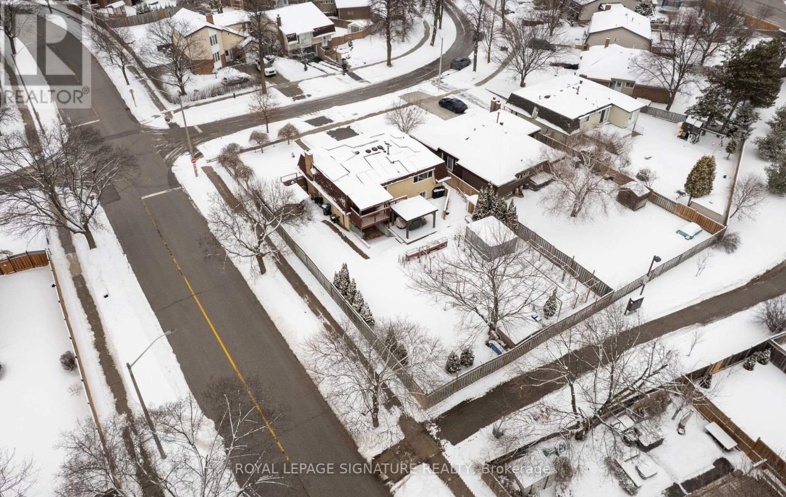 6943 Estoril Road, Mississauga, Ontario  L5N 1N3 - Photo 50 - W12830318