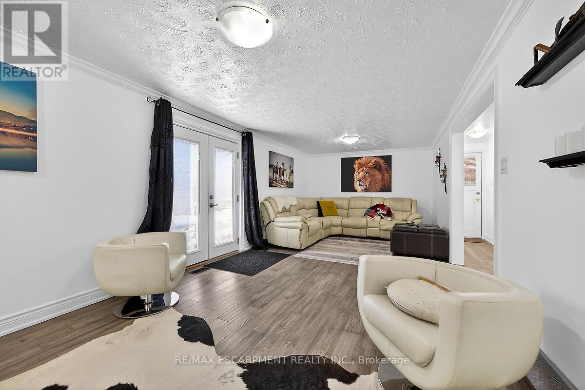 28 Tara Court, Hamilton, Ontario  L8K 6E6 - Photo 33 - X12830390