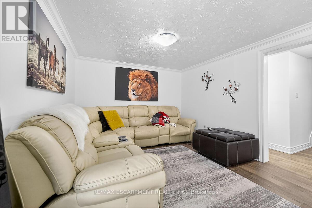 28 Tara Court, Hamilton, Ontario  L8K 6E6 - Photo 34 - X12830390