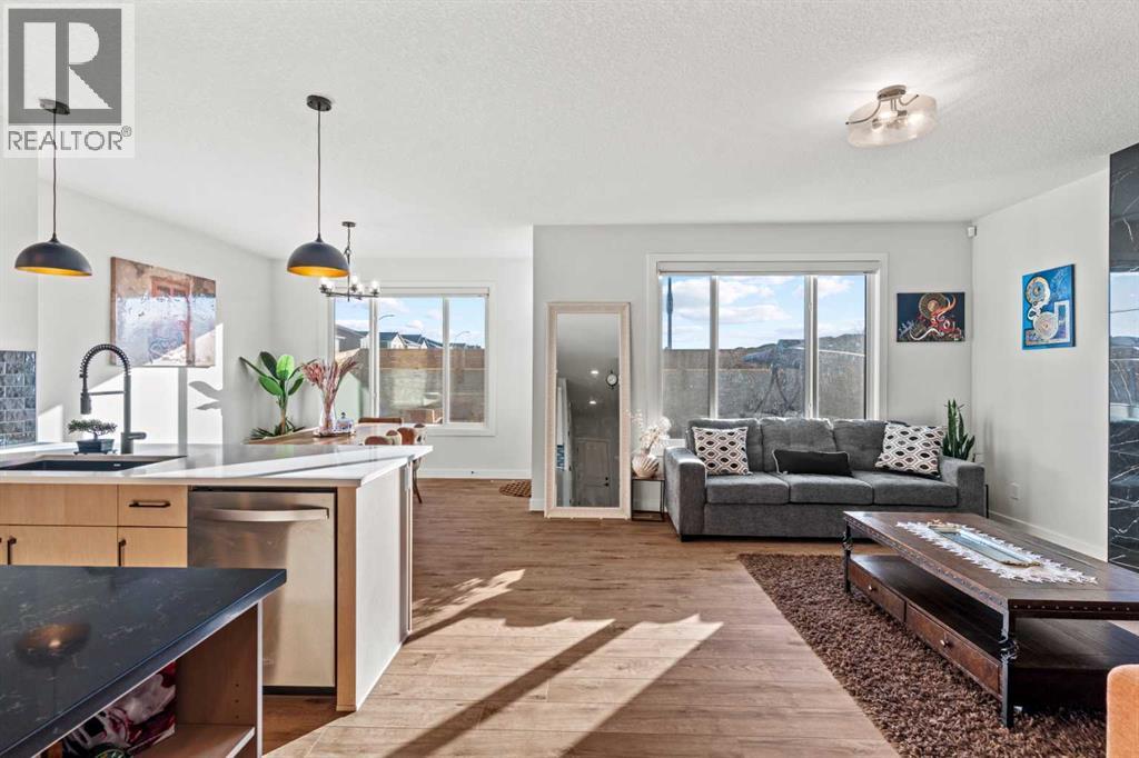 116 Ambleside Crescent Nw, Calgary, Alberta  T4B 3P5 - Photo 7 - A2287668