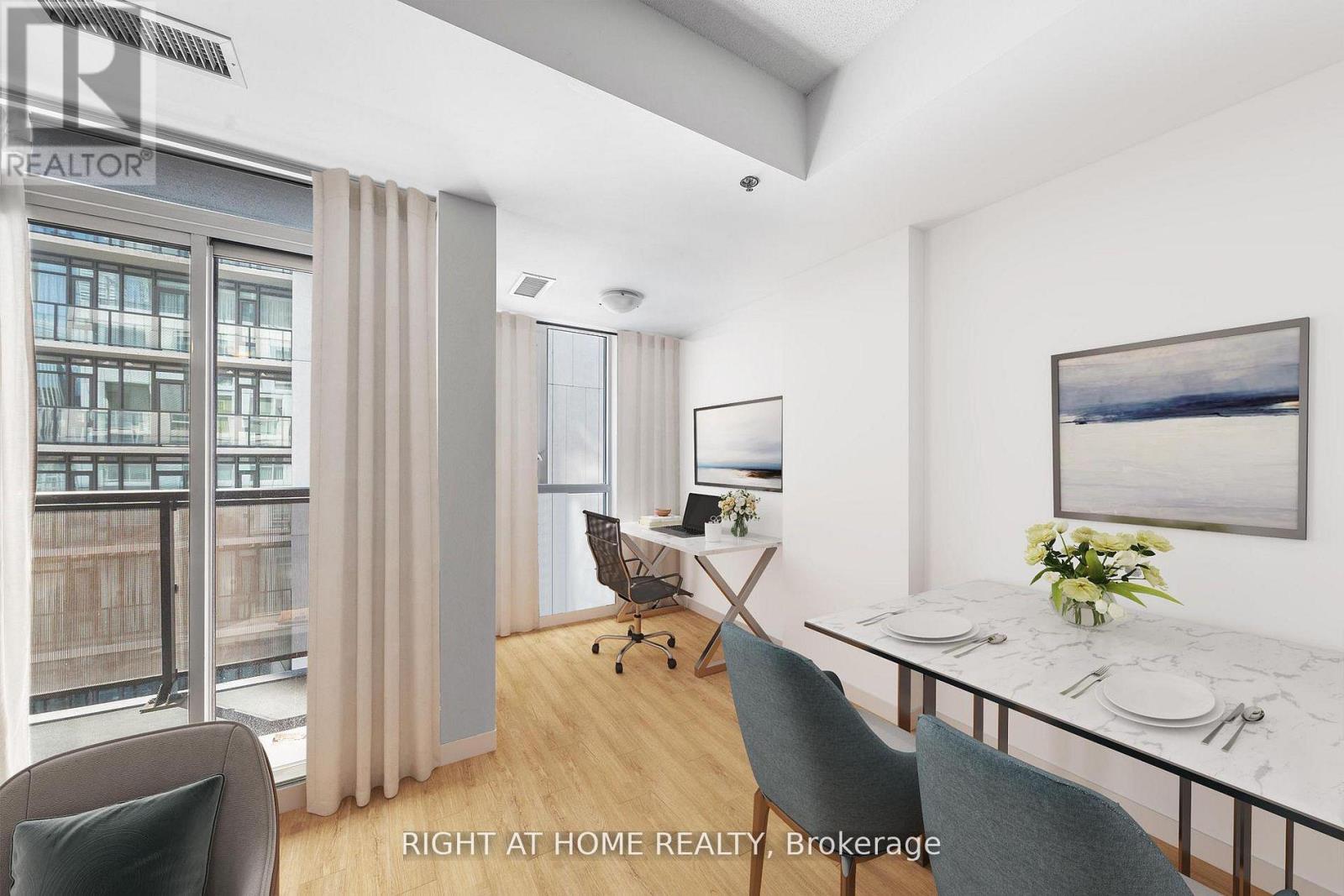 1611 - 318 Richmond Street W, Toronto, Ontario  M5V 1X2 - Photo 4 - C12830400