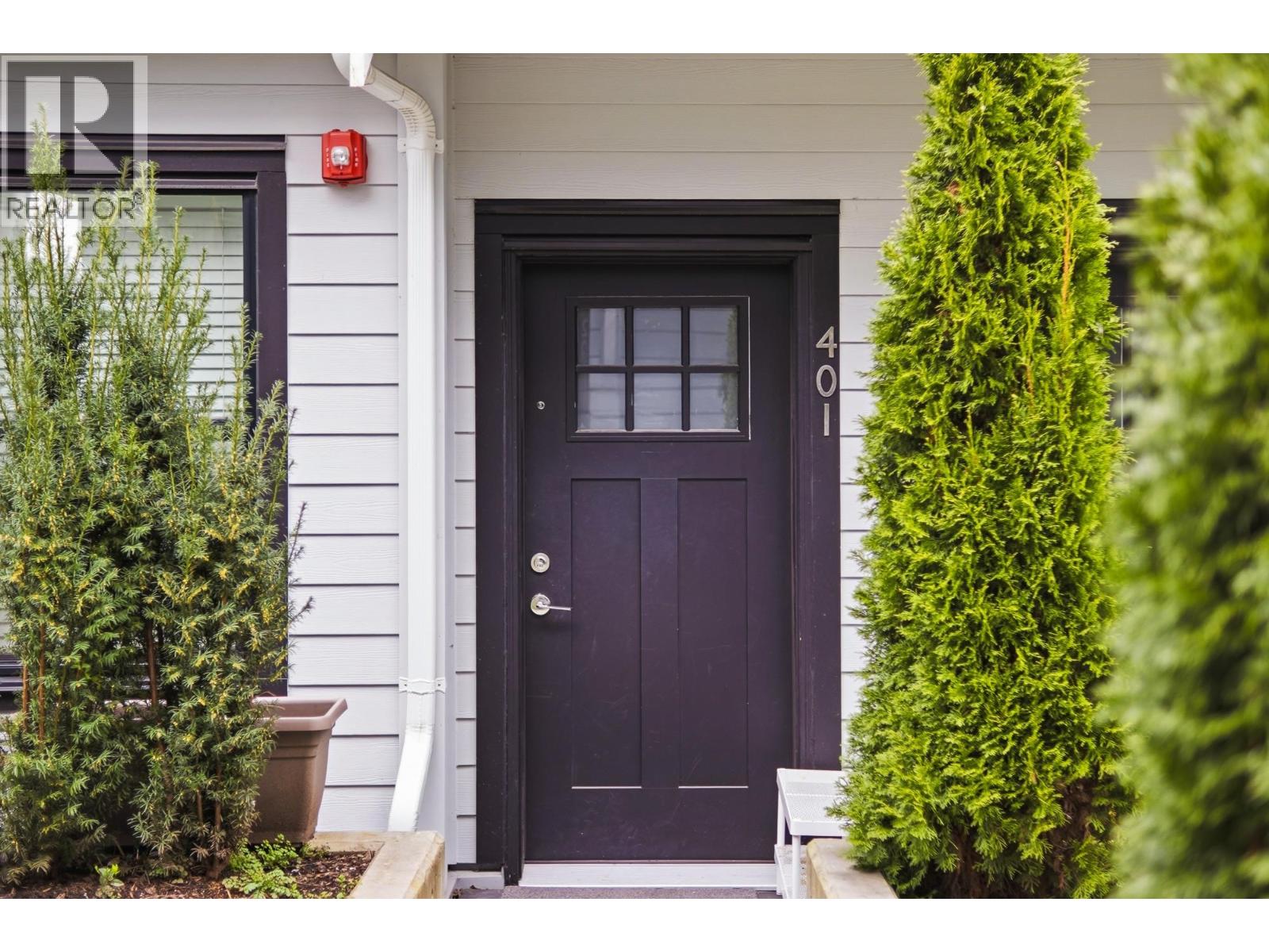 401 6933 Arcola Street, Burnaby, British Columbia  V5E 1H5 - Photo 2 - R3093867