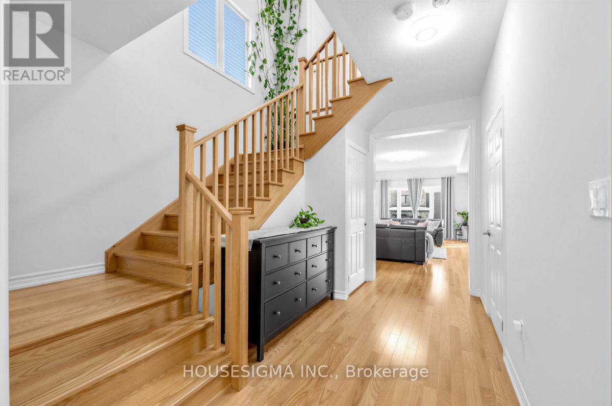 1348 Apollo Street, Oshawa, Ontario  L1K 3E6 - Photo 10 - E12830406