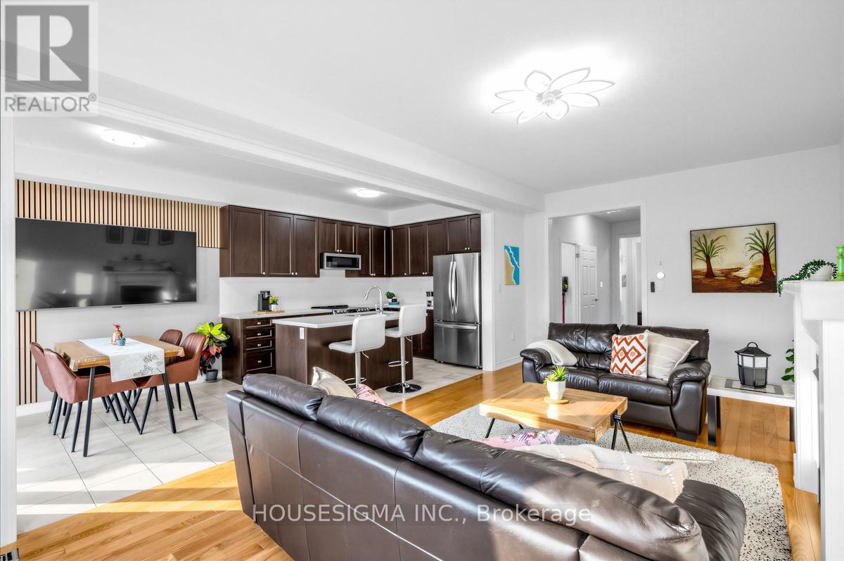 1348 Apollo Street, Oshawa, Ontario  L1K 3E6 - Photo 5 - E12830406