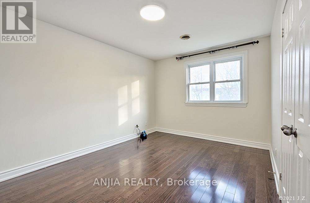 24 Ferrah Street, Markham, Ontario  L3R 1N5 - Photo 16 - N12830404