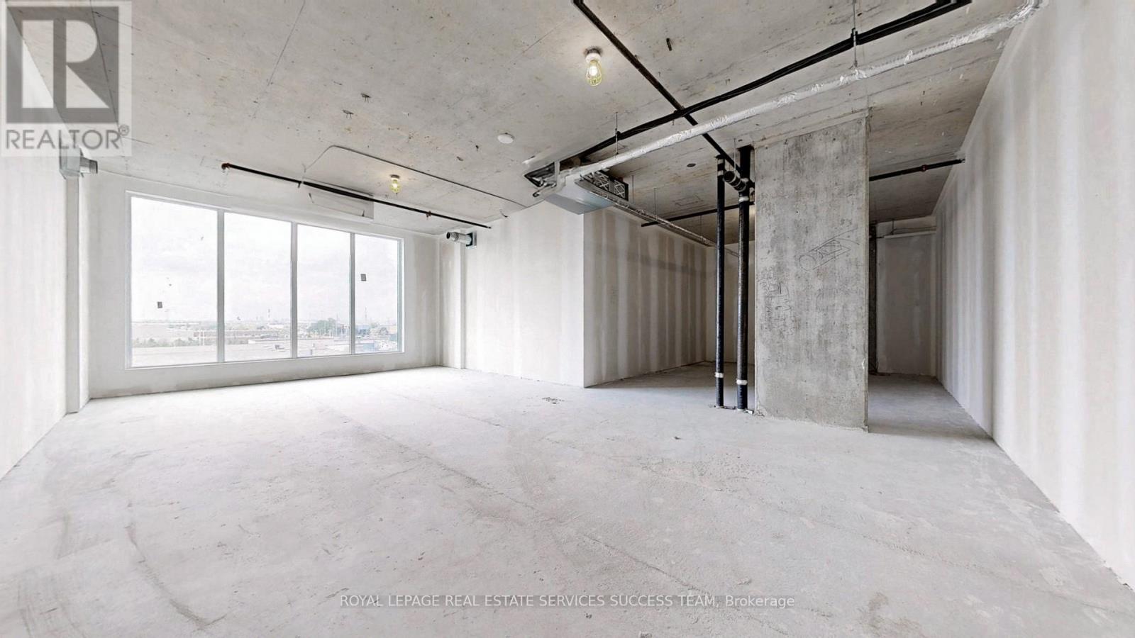 301 - 996 Martin Grove Road, Toronto, Ontario  M9W 4V8 - Photo 10 - W12830408