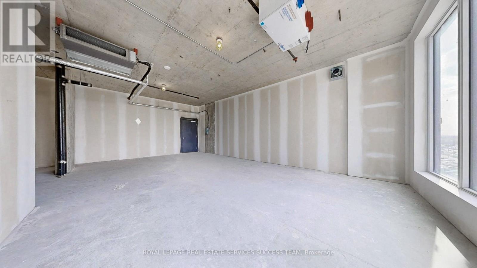 301 - 996 Martin Grove Road, Toronto, Ontario  M9W 4V8 - Photo 15 - W12830408