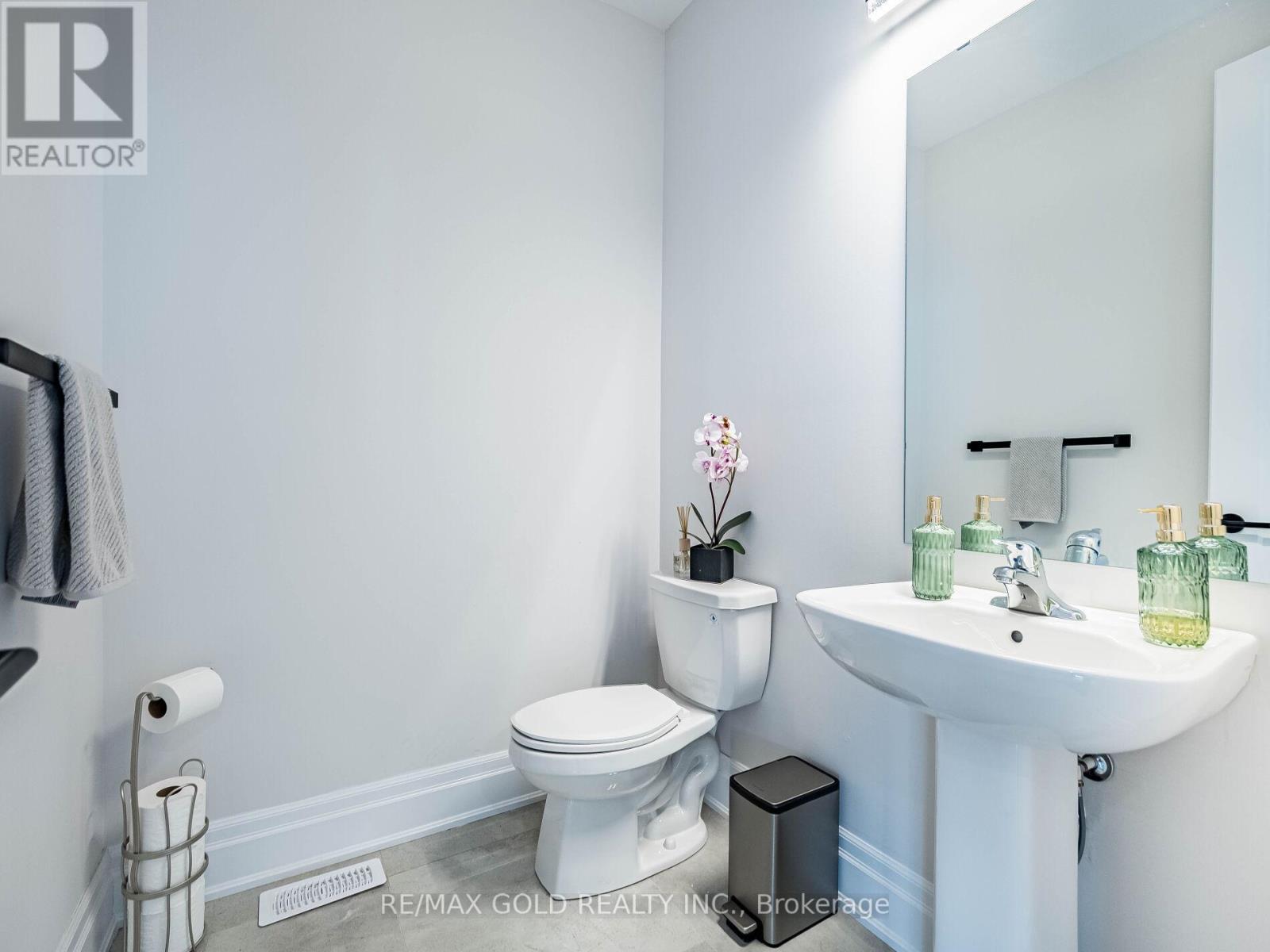 1339 Pellican Pass, Oakville, Ontario  L6H 7Z9 - Photo 21 - W12830420