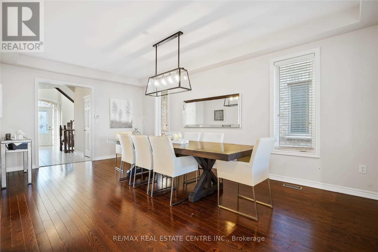 2470 Kwinter Road, Oakville, Ontario  L6M 0K6 - Photo 23 - W12830426