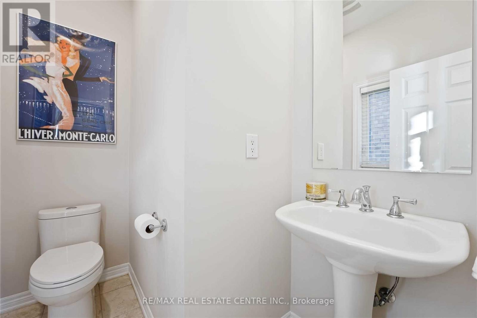 2470 Kwinter Road, Oakville, Ontario  L6M 0K6 - Photo 24 - W12830426