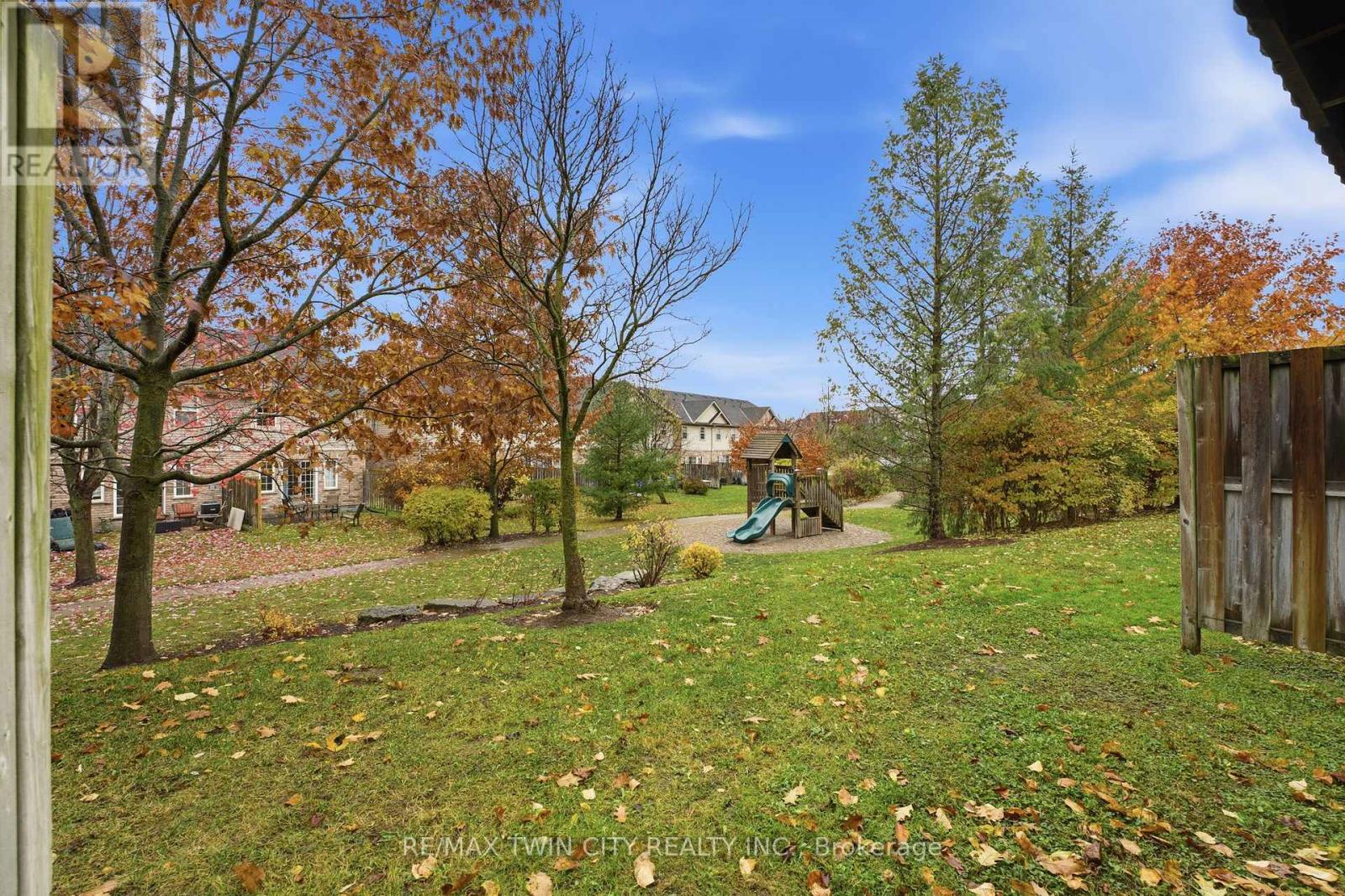 101 - 1155 Gordon Street, Guelph, Ontario  N1L 1S8 - Photo 31 - X12830394