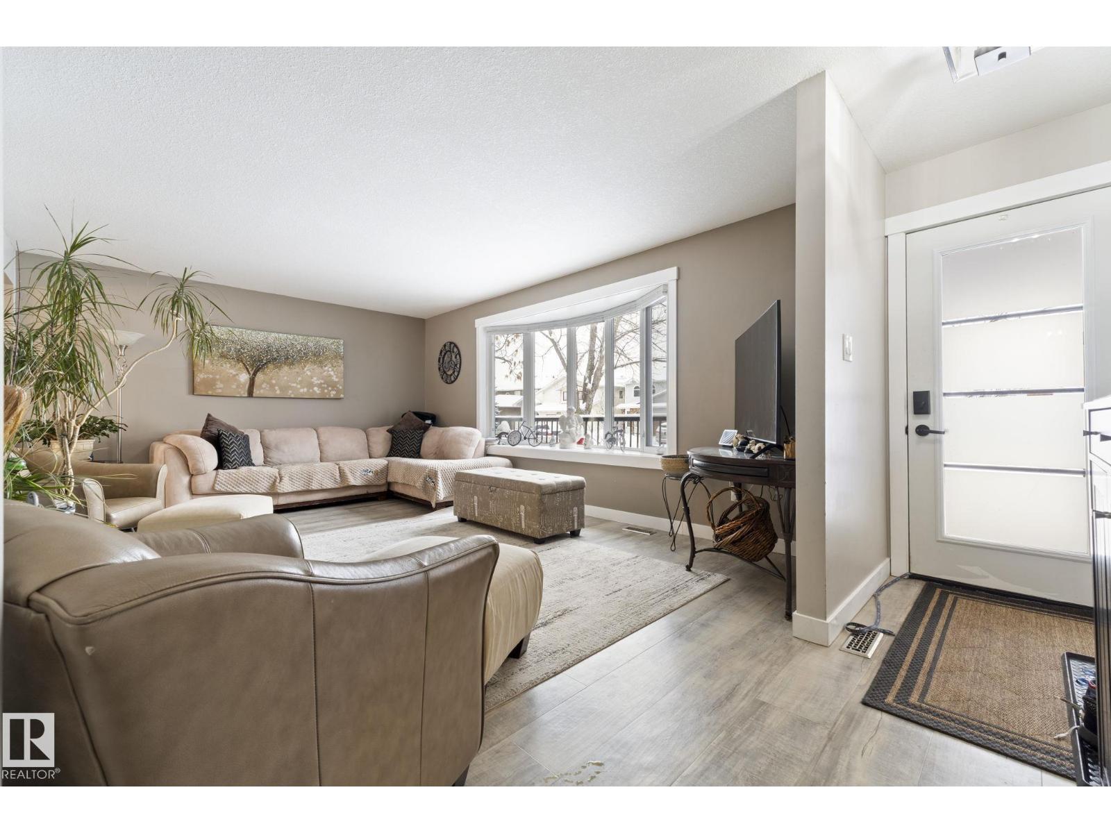 12116 148 Av Nw, Edmonton, Alberta  T5K 1V6 - Photo 5 - E4475207