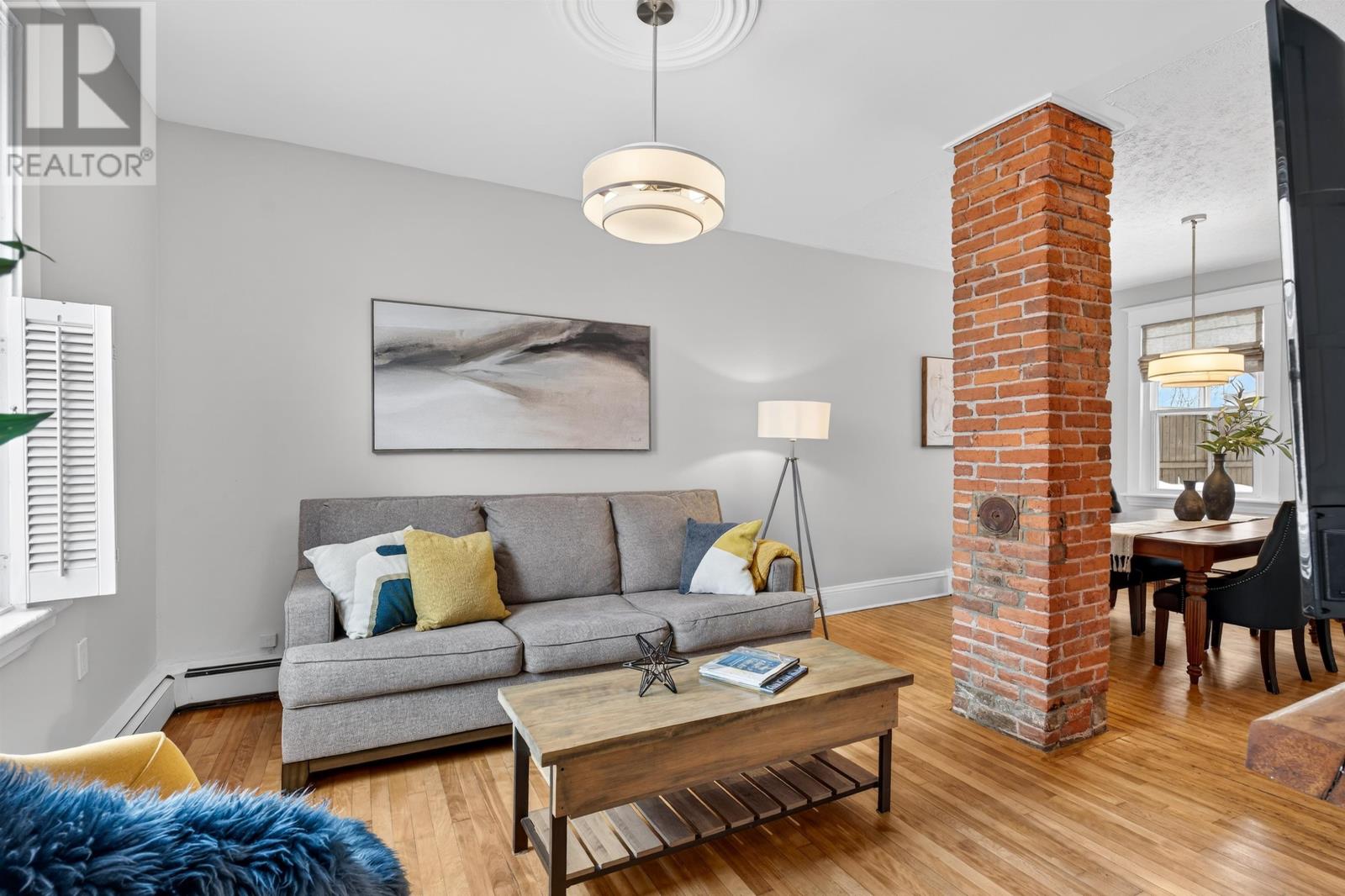 361-363 Queen Street, Charlottetown, Prince Edward Island C1A 4C7 - Photo 3 - 202603500