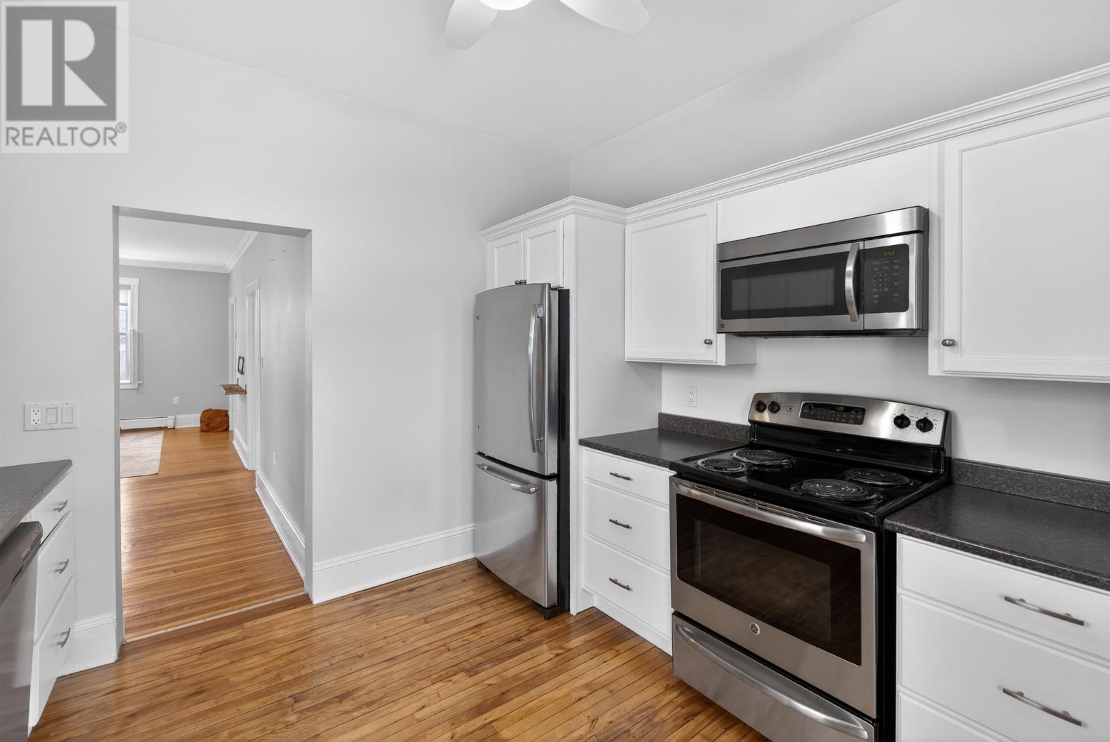 361-363 Queen Street, Charlottetown, Prince Edward Island C1A 4C7 - Photo 35 - 202603500