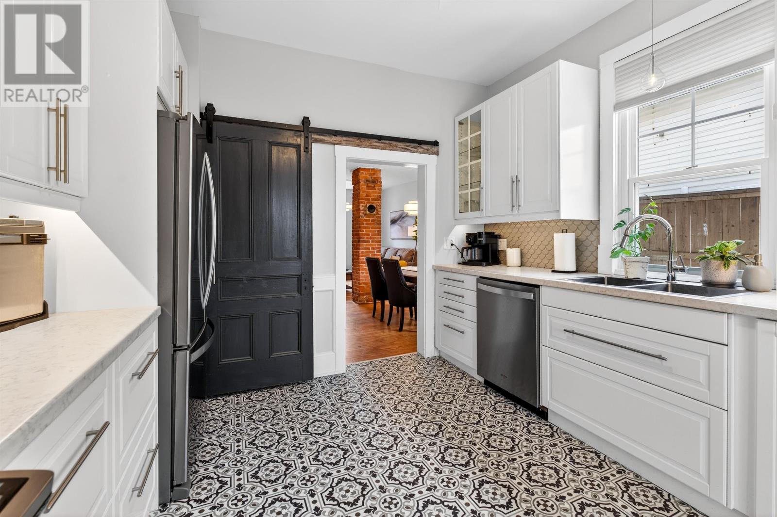 361-363 Queen Street, Charlottetown, Prince Edward Island C1A 4C7 - Photo 16 - 202603500