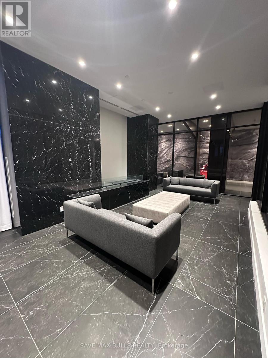 2210 - 308 Jarvis St Street, Toronto, Ontario  M5B 0E3 - Photo 5 - C12830438