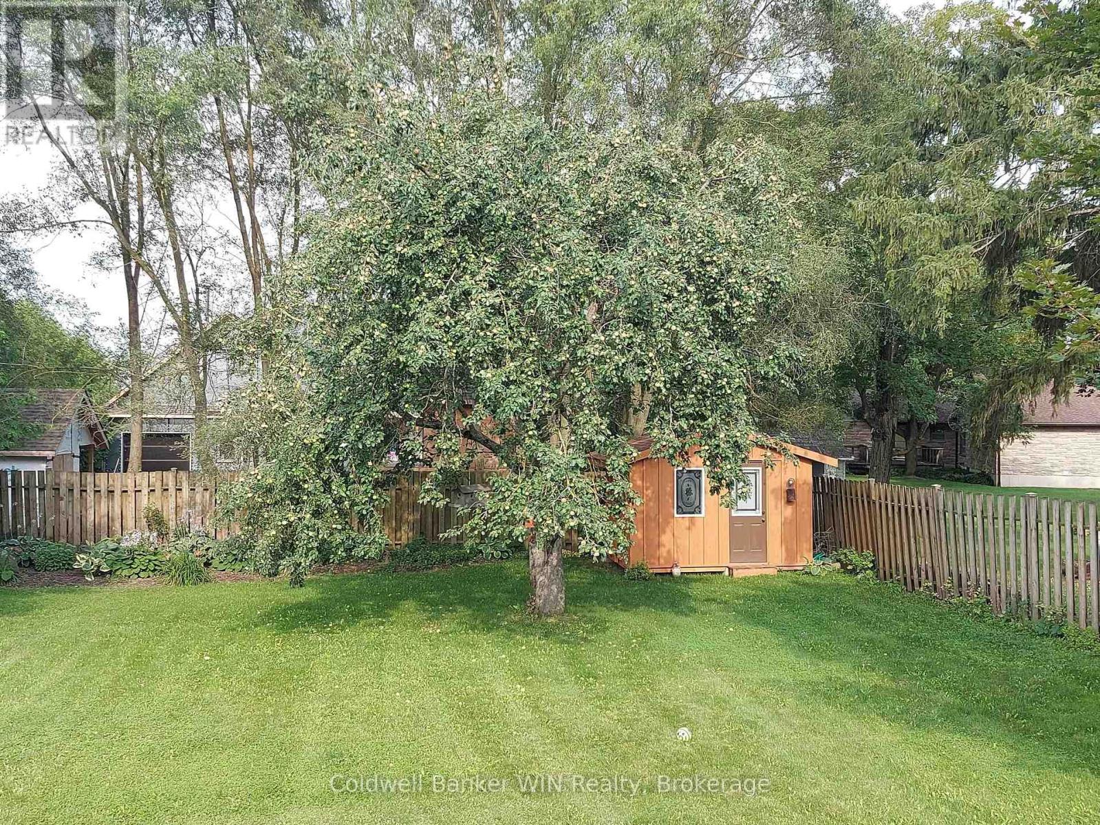 366 Peel Street, Wellington North, Ontario  N0G 2L3 - Photo 41 - X12818136