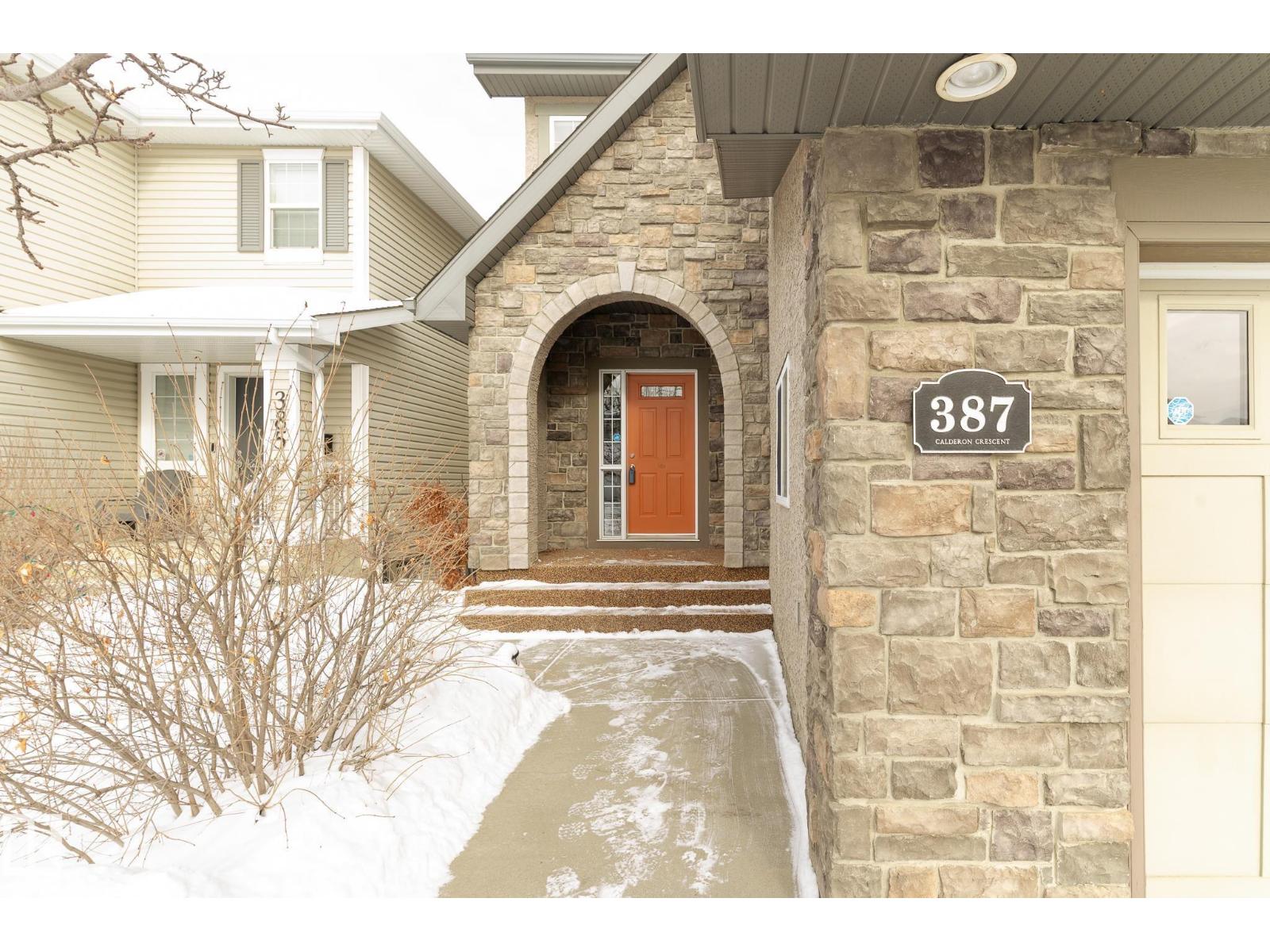 387 Calderon Cr Nw, Edmonton, Alberta  T6V 1R8 - Photo 3 - E4475110