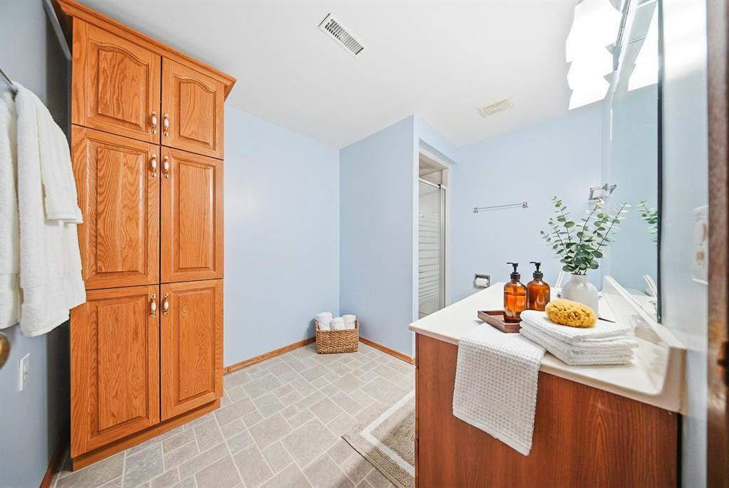 86 Rose Hill Way, Winnipeg, Manitoba  R2R 1Y7 - Photo 13 - 202603525