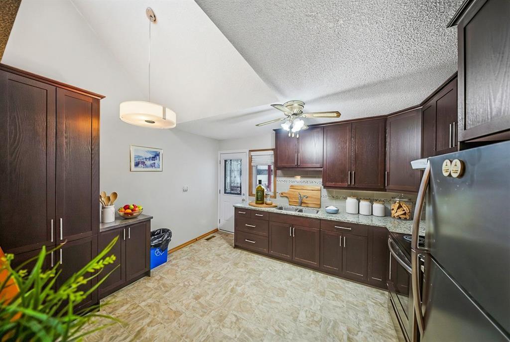 86 Rose Hill Way, Winnipeg, Manitoba  R2R 1Y7 - Photo 8 - 202603525