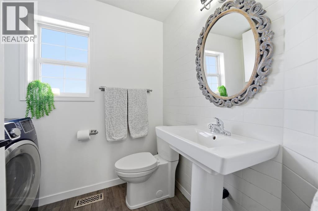 9 Kerry Wood Mews, Red Deer, Alberta  T4N 7B8 - Photo 13 - A2289014