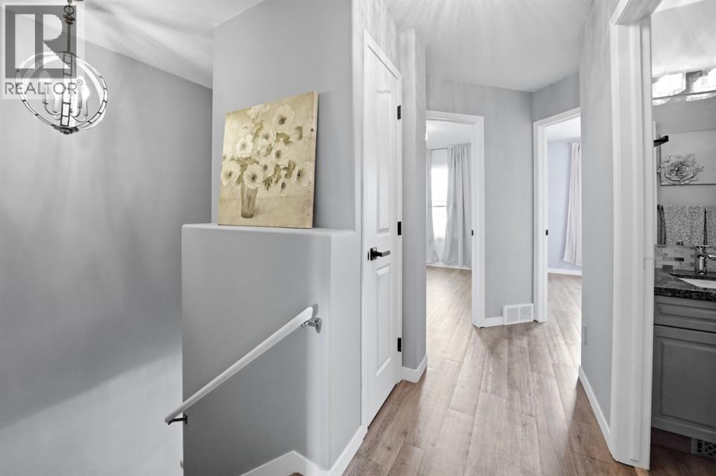 9 Kerry Wood Mews, Red Deer, Alberta  T4N 7B8 - Photo 21 - A2289014