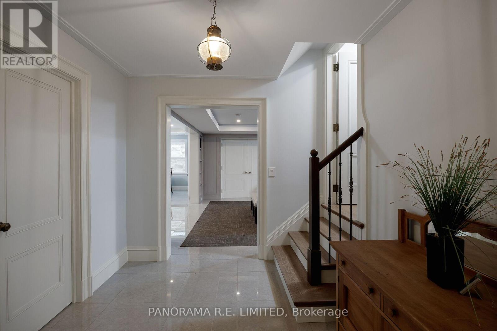 19 Graystone Gardens, Toronto, Ontario  M8Z 3C2 - Photo 18 - W12597884