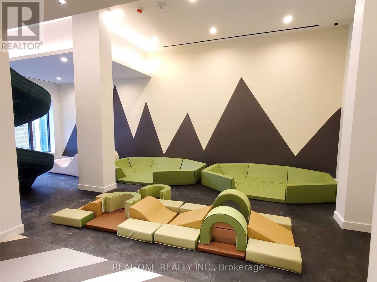 4002 - 39 Roehampton Avenue, Toronto, Ontario  M4P 0G1 - Photo 15 - C12830442