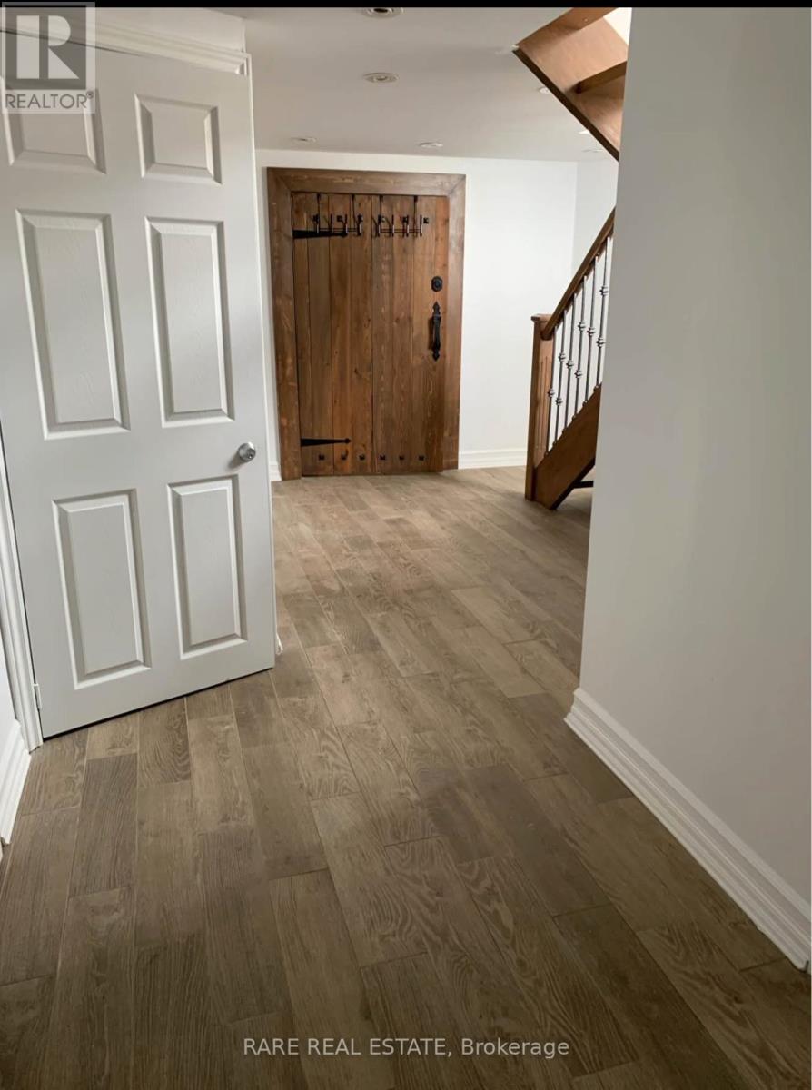 391 Alper Street, Richmond Hill, Ontario  L4C 2Z3 - Photo 2 - N12830460