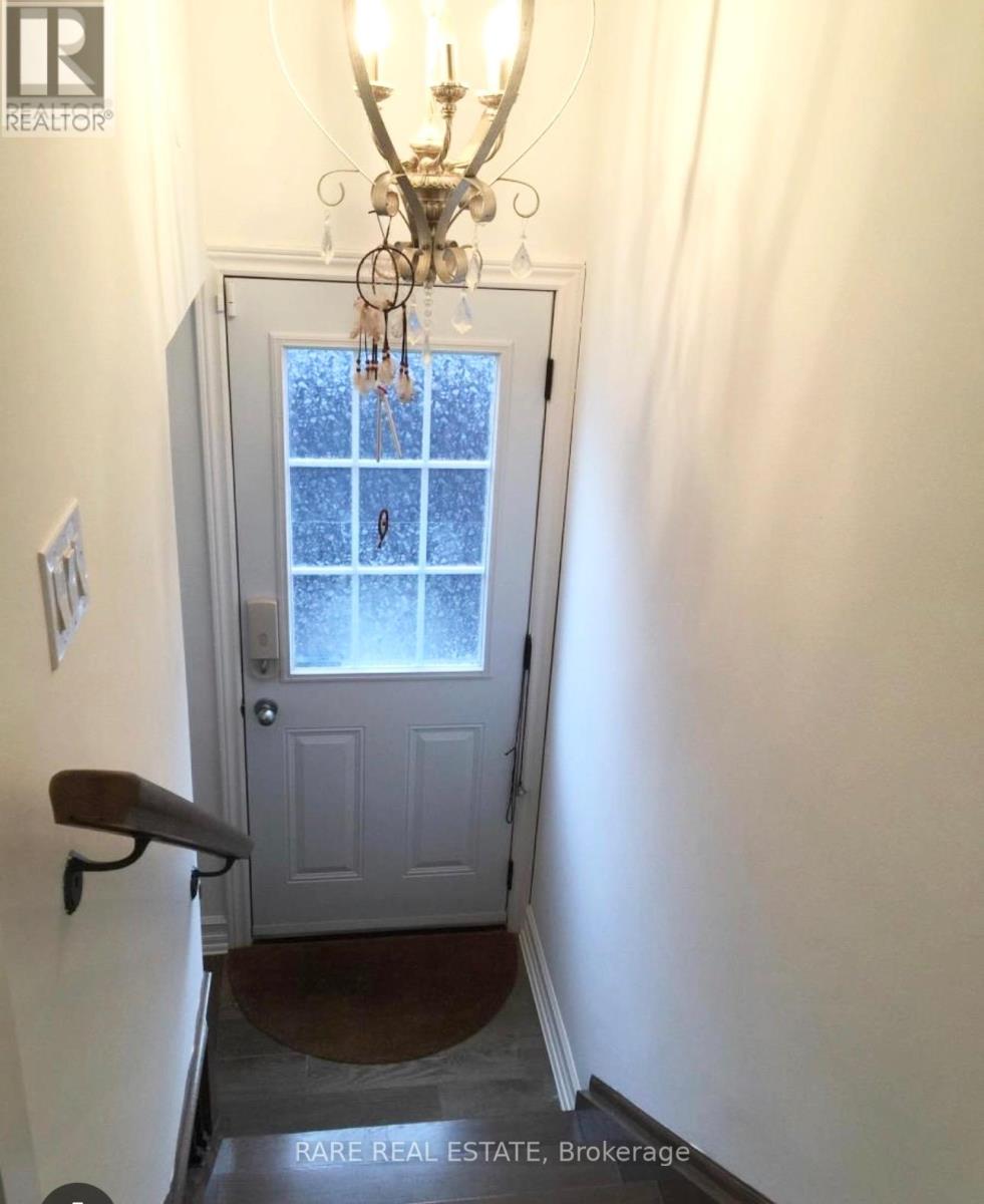 391 Alper Street, Richmond Hill, Ontario  L4C 2Z3 - Photo 9 - N12830460