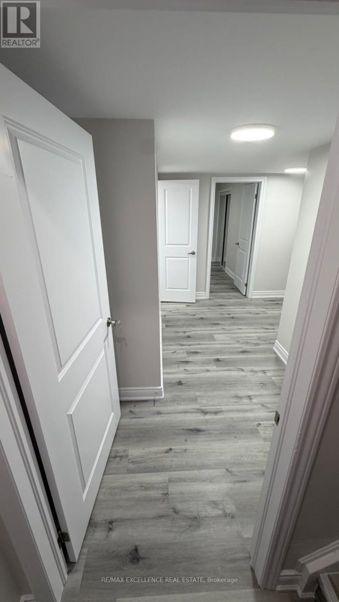 Lower - 325 Johnson Drive, Barrie (Georgian Drive), Ontario  L4M 7A2 - Photo 17 - S12830446